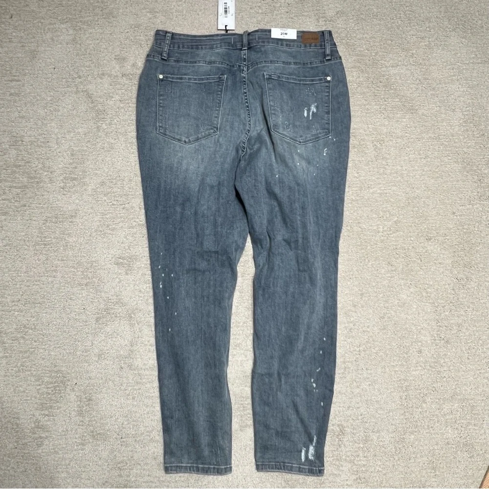 Judy Blue Jeans Skinny Distressed Lace Detail Splatter JB88432 LW Sz. 20W NWT - Picture 2 of 12